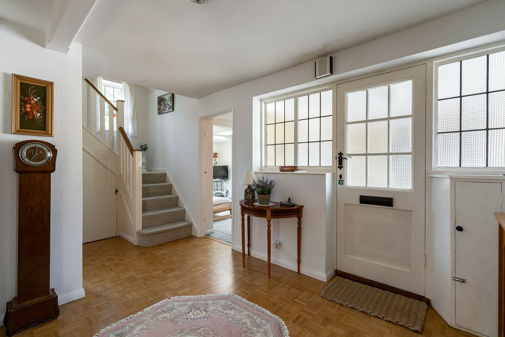 Property photo 3 of 14