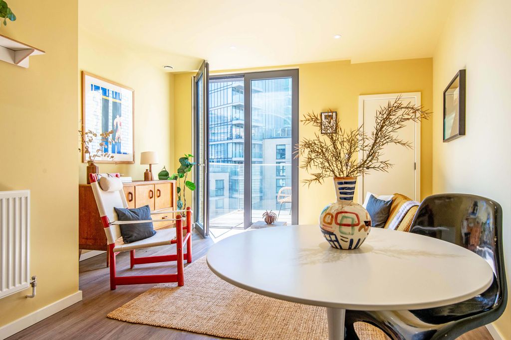 Property photo 3 of 12 52895_Hi-Res(13).Jpg