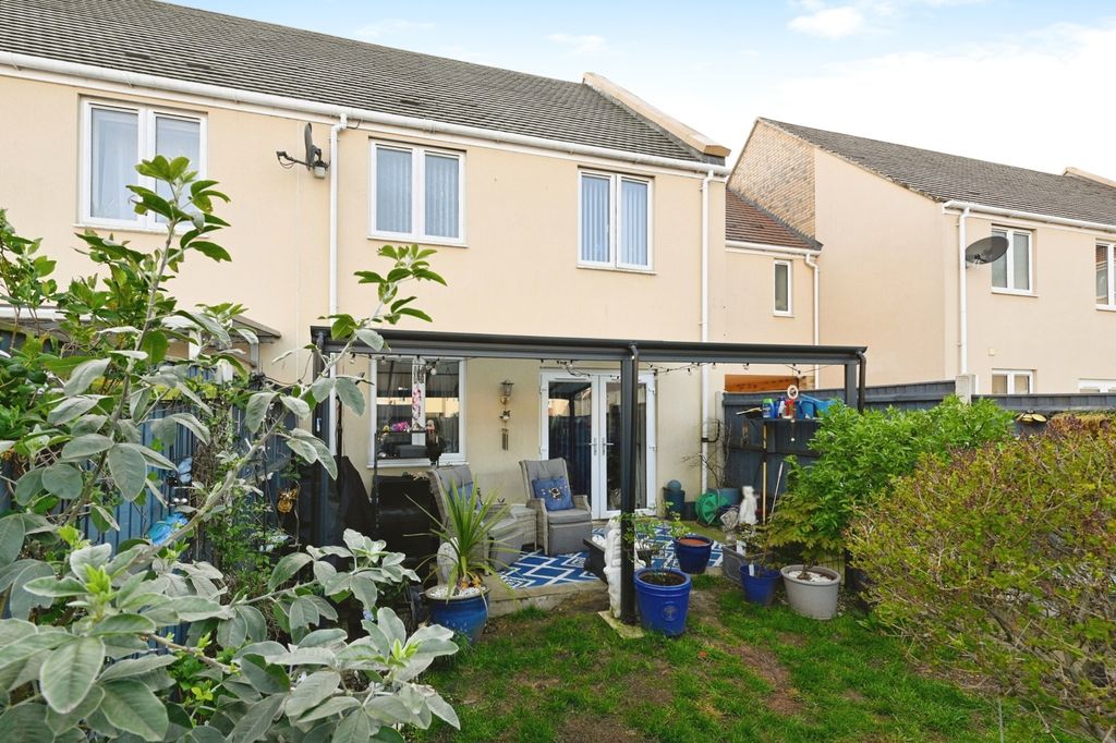 Property photo 1 of 17 Photo