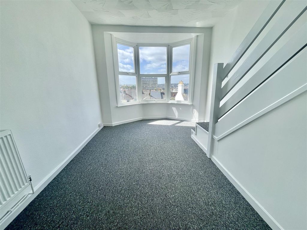 Property photo 2 of 13 Fullsizerender.Jpeg