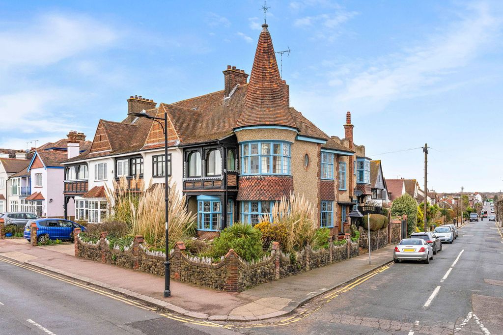 Property photo 1 of 57