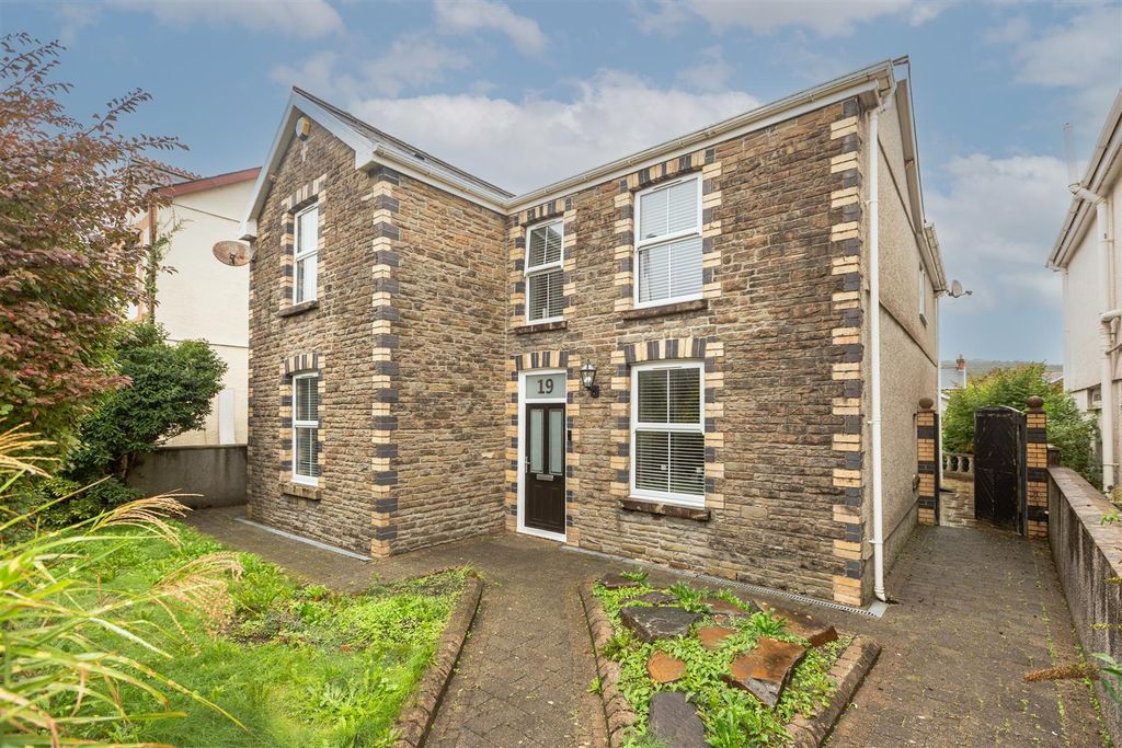 Property photo 1 of 44 Cz0A3110.Jpg