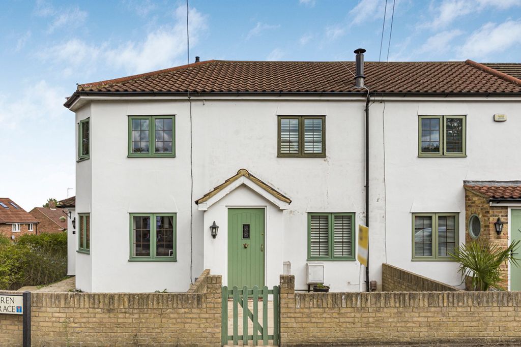 Property photo 2 of 19