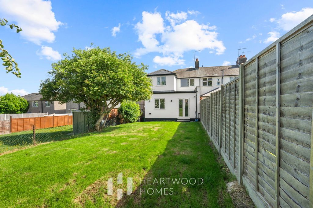 Property photo 3 of 19