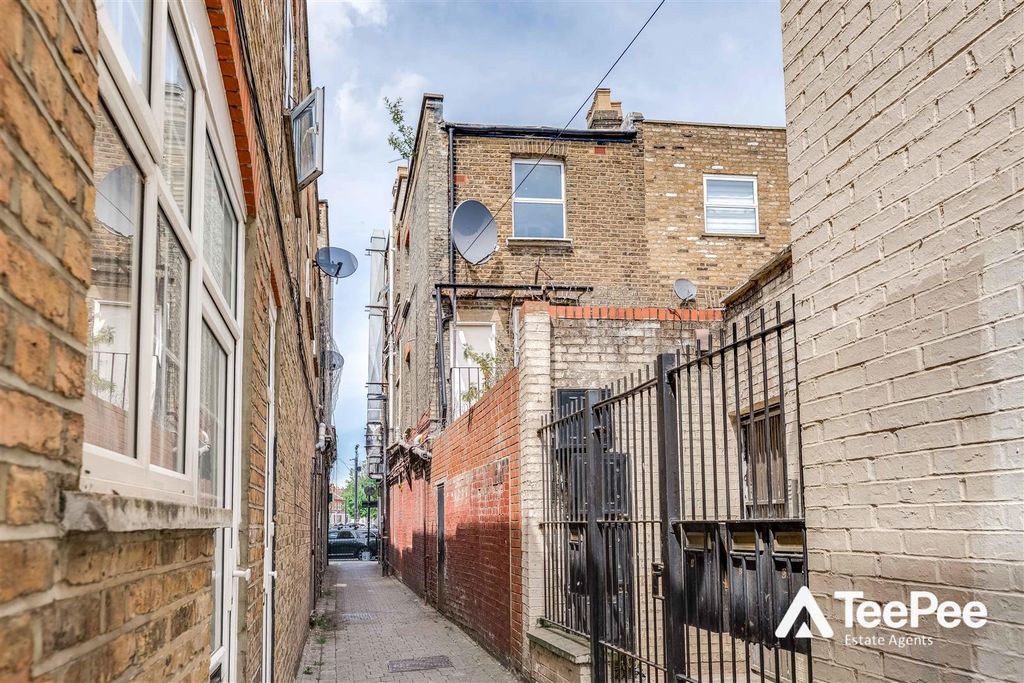 Property photo 3 of 19 Dsc06187Edit.Jpg