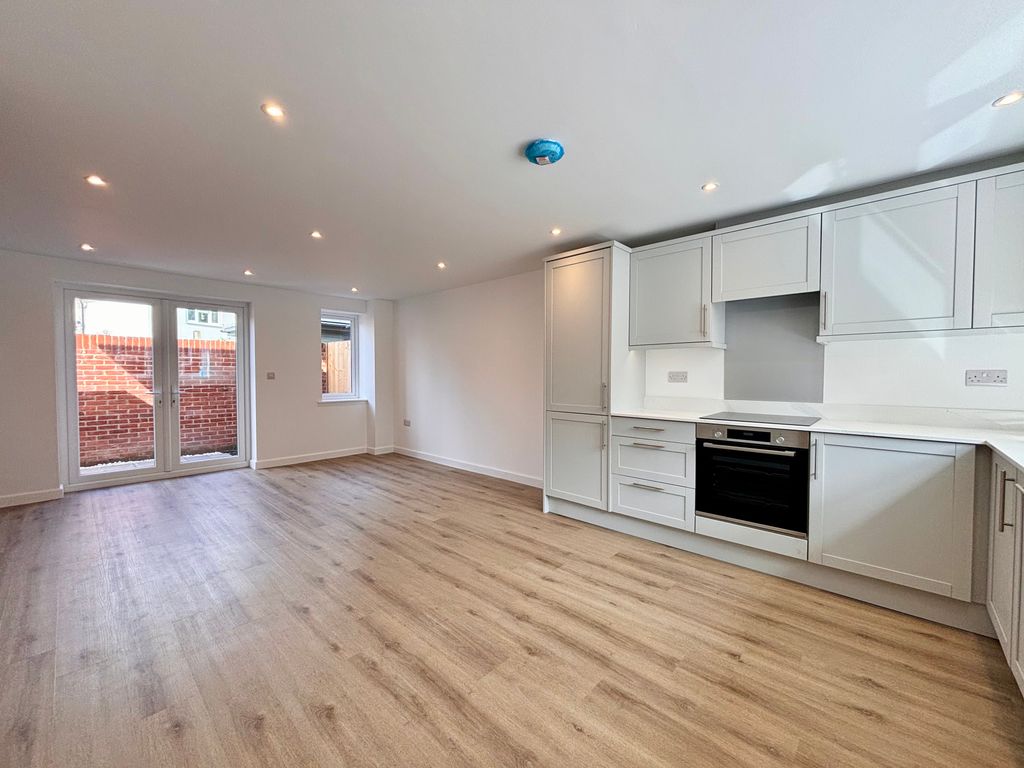 Property photo 3 of 17 3