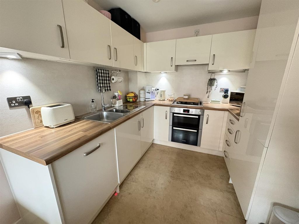 Property photo 3 of 19 Img_3841.Jpeg