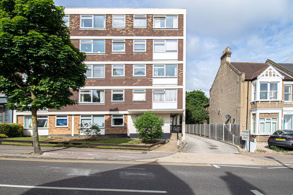 Property photo 1 of 13