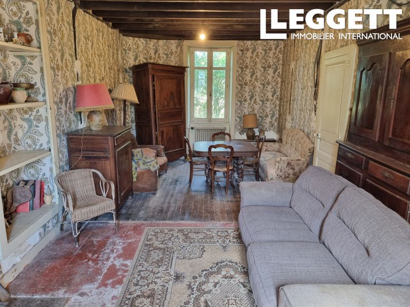 Property photo 2 of 10