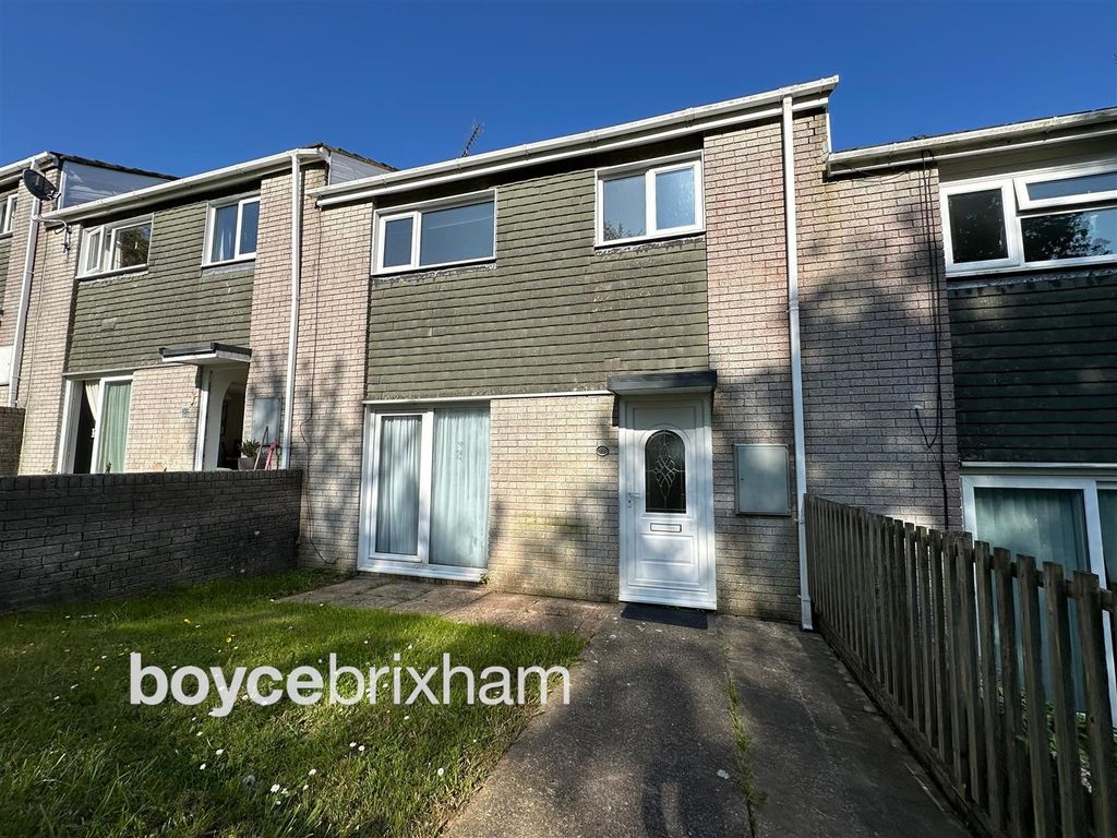 Property photo 1 of 13 Westfield Close.Jpg