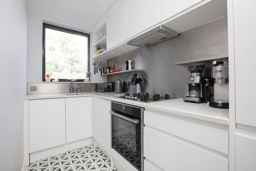 Property photo 3 of 19 3Y6A8217.Jpg