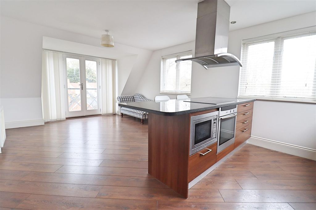 Property photo 2 of 13 Img_3974.Jpg