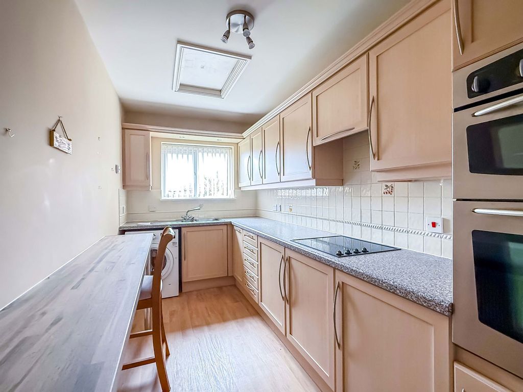 Property photo 3 of 26