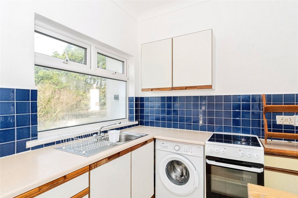 Property photo 2 of 13 Kitchen