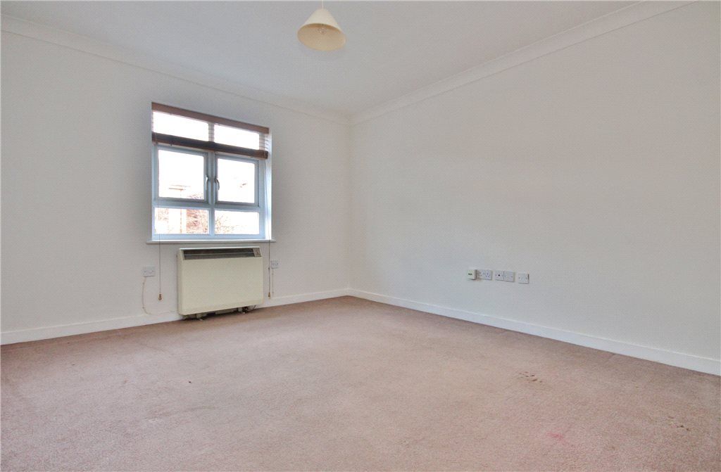 Property photo 1 of 9 Reception Room