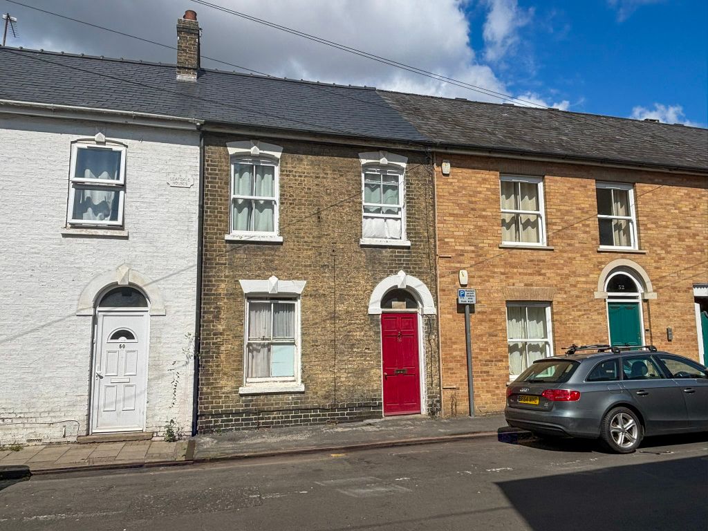 Property photo 1 of 9 Front