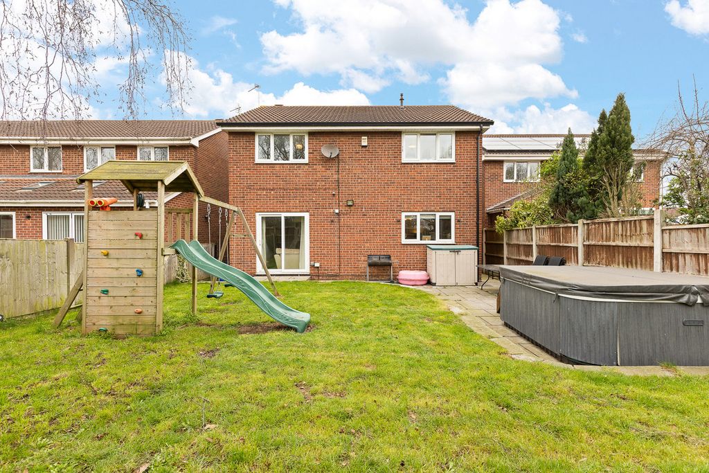 Property photo 3 of 16