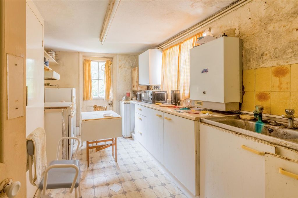 Property photo 3 of 21 56A Osborne Villas-3.Jpg