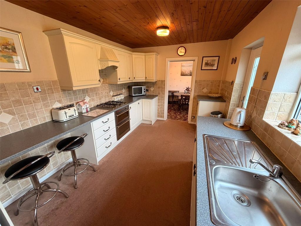 Property photo 3 of 15 Picture No. 08
