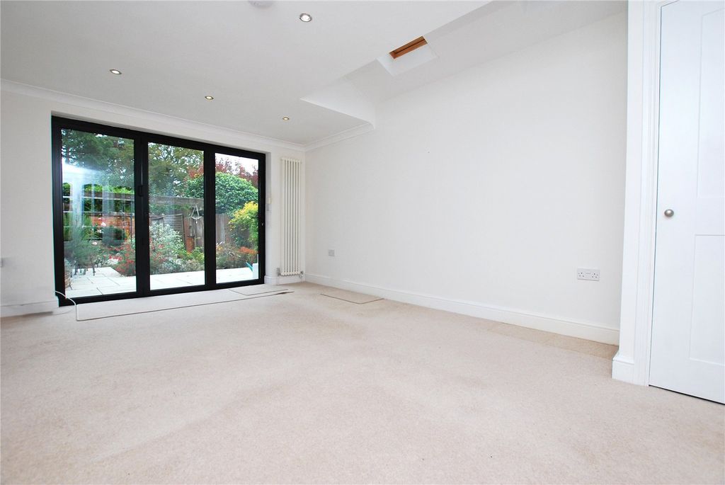 Property photo 3 of 13 Picture No. 06