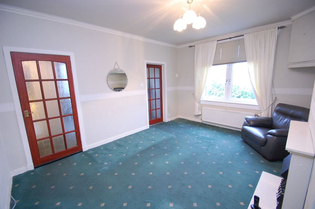 Property photo 3 of 16 4872743