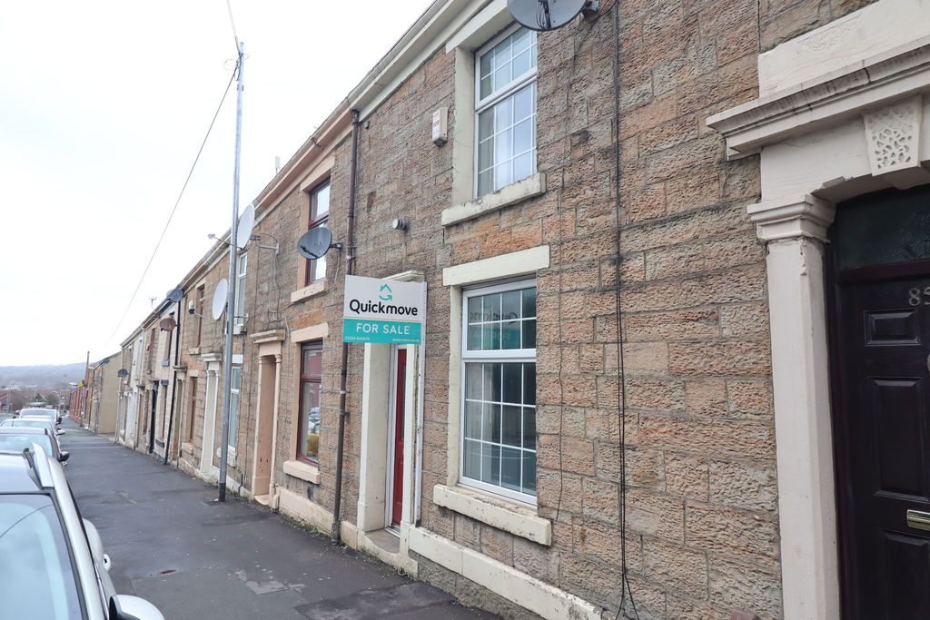 Property photo 2 of 15 Photograph 2