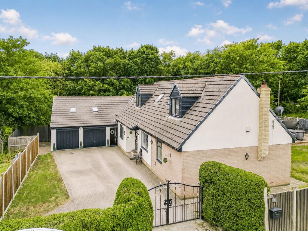 Property photo 1 of 23