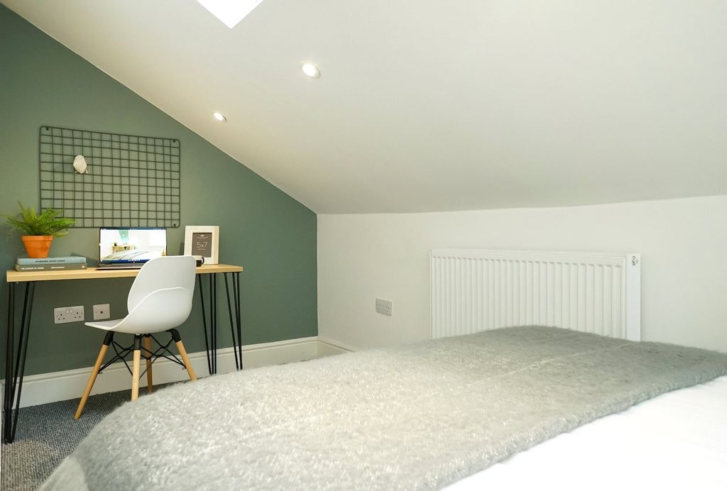 Property photo 2 of 14 Picture No. 01