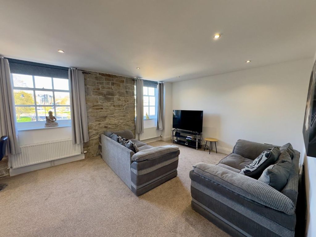 Property photo 2 of 20 Image00047.Jpeg