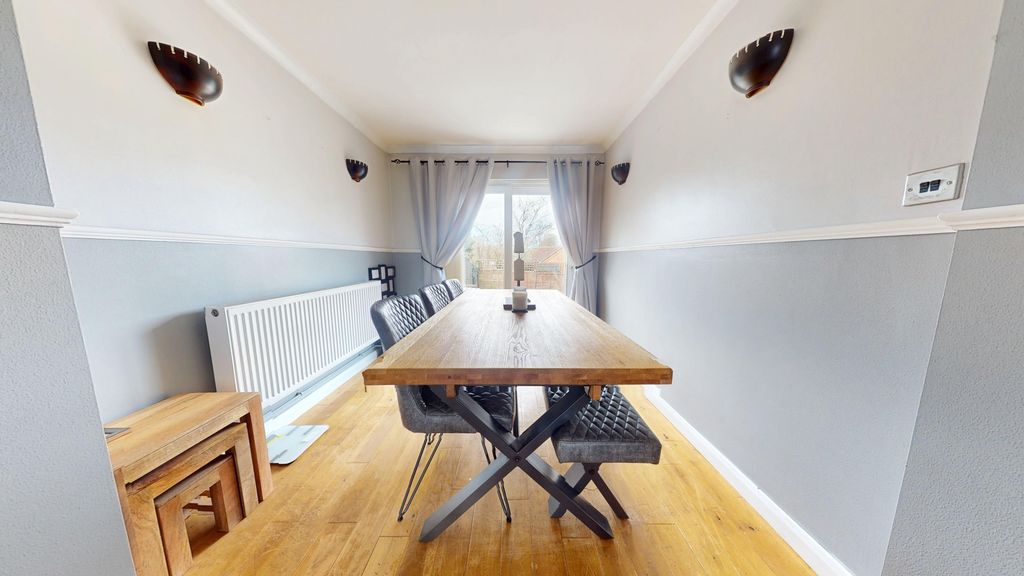 Property photo 2 of 15 Photo 7