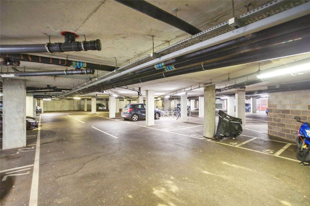 Property photo 2 of 23 Picture No. 02