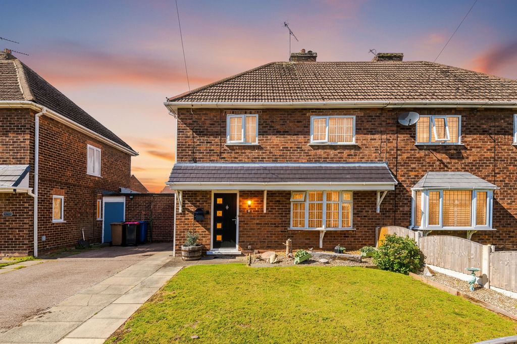 Property photo 1 of 30