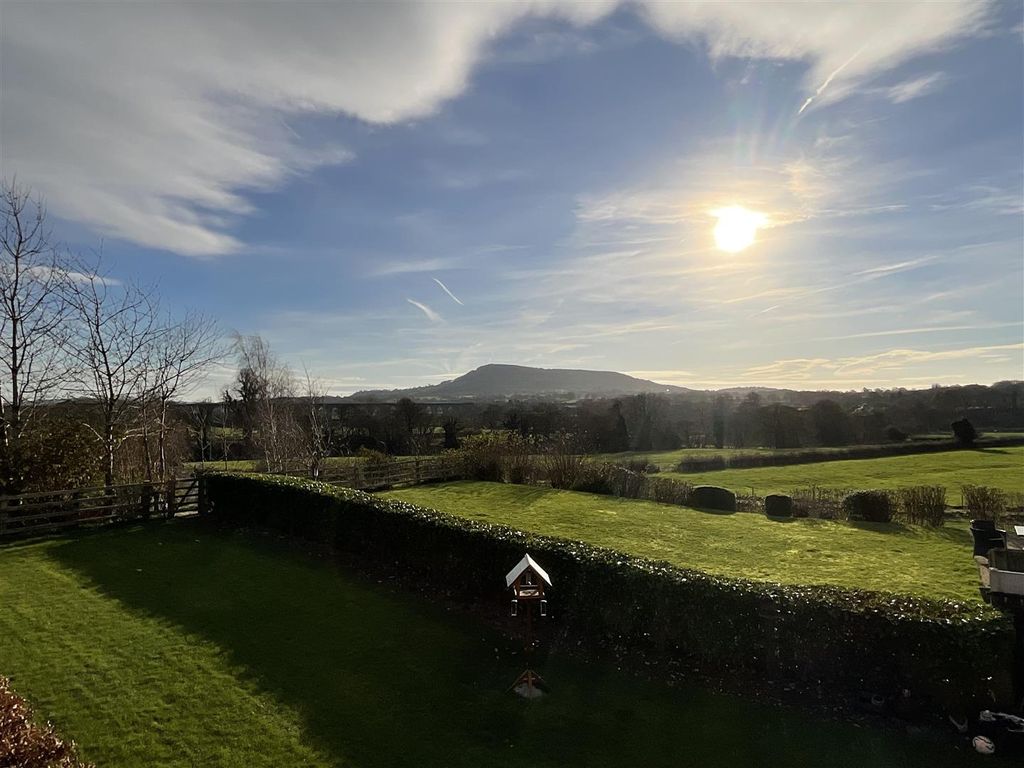 Property photo 3 of 28 Img_8044.Jpeg