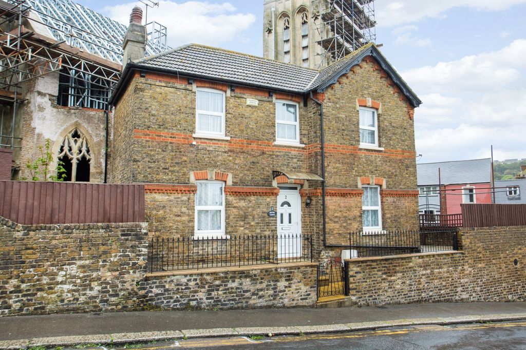 Property photo 1 of 12 Picture 1