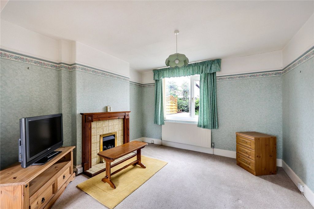 Property photo 2 of 14 Picture No. 01