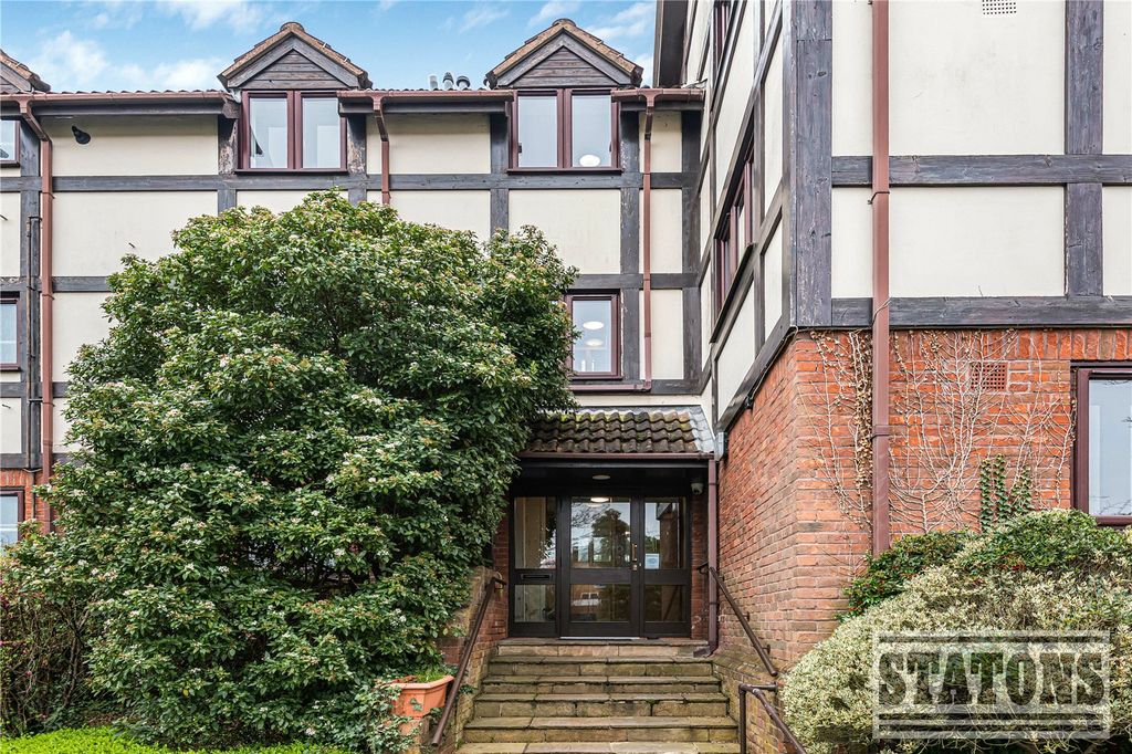 Property photo 2 of 17 Picture No. 21