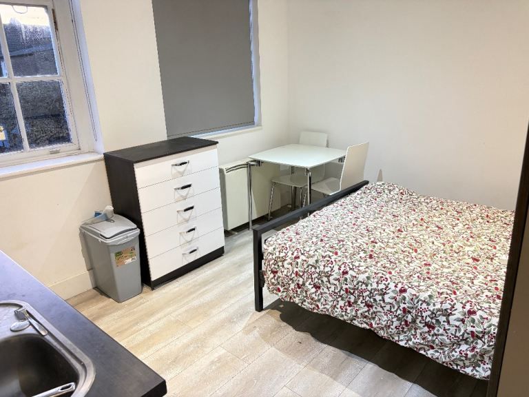 Property photo 2 of 3