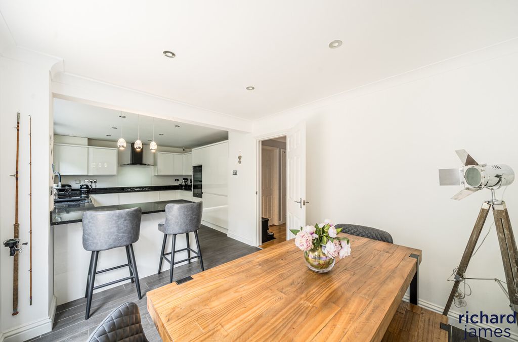 Property photo 3 of 26 2d29929Ad401451Da96F47840B456168