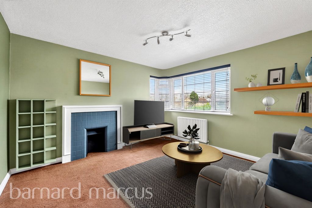 Property photo 3 of 11