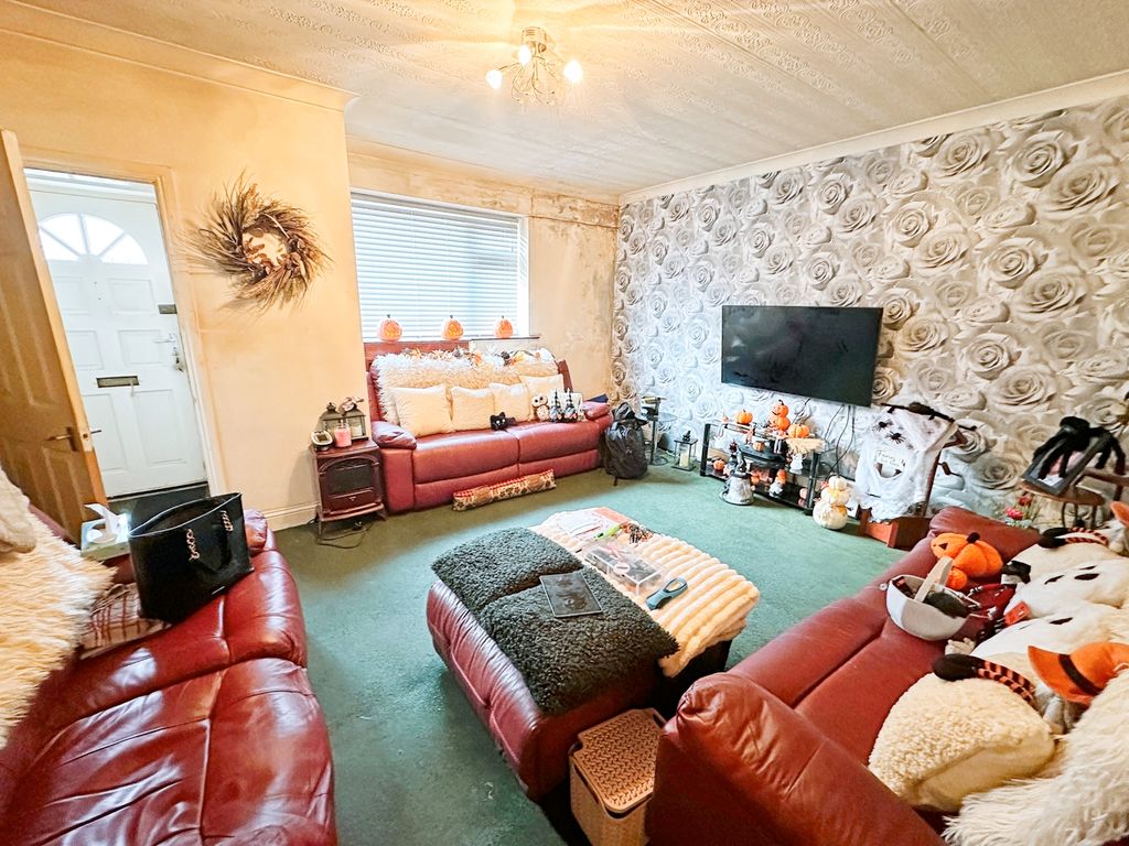 Property photo 2 of 29