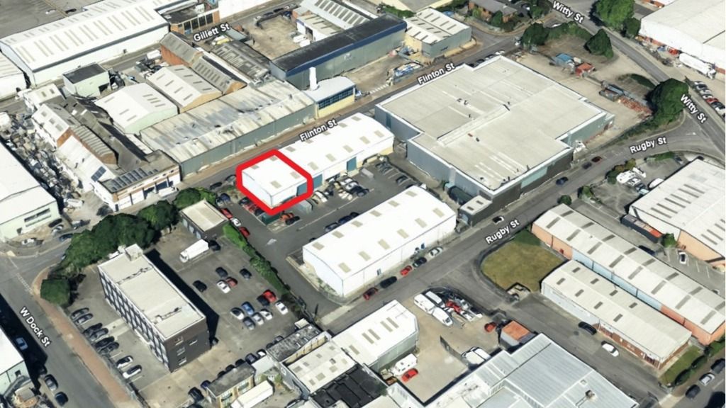 Property photo 1 of 4 Photo 5