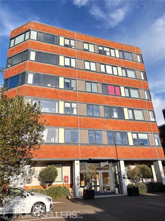 Property photo 1 of 20 Picture No. 27