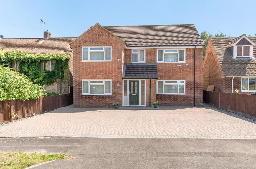 Property photo 1 of 24 1340356-6-689F4De...
