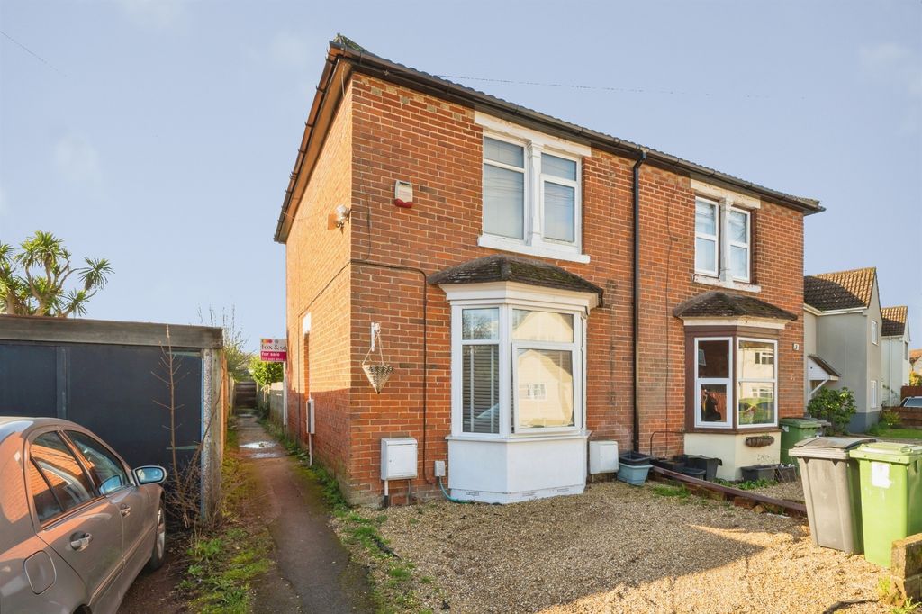 Property photo 1 of 16
