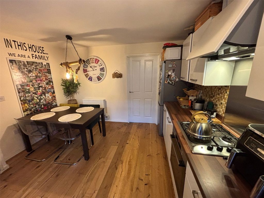 Property photo 3 of 18 Picture No. 08