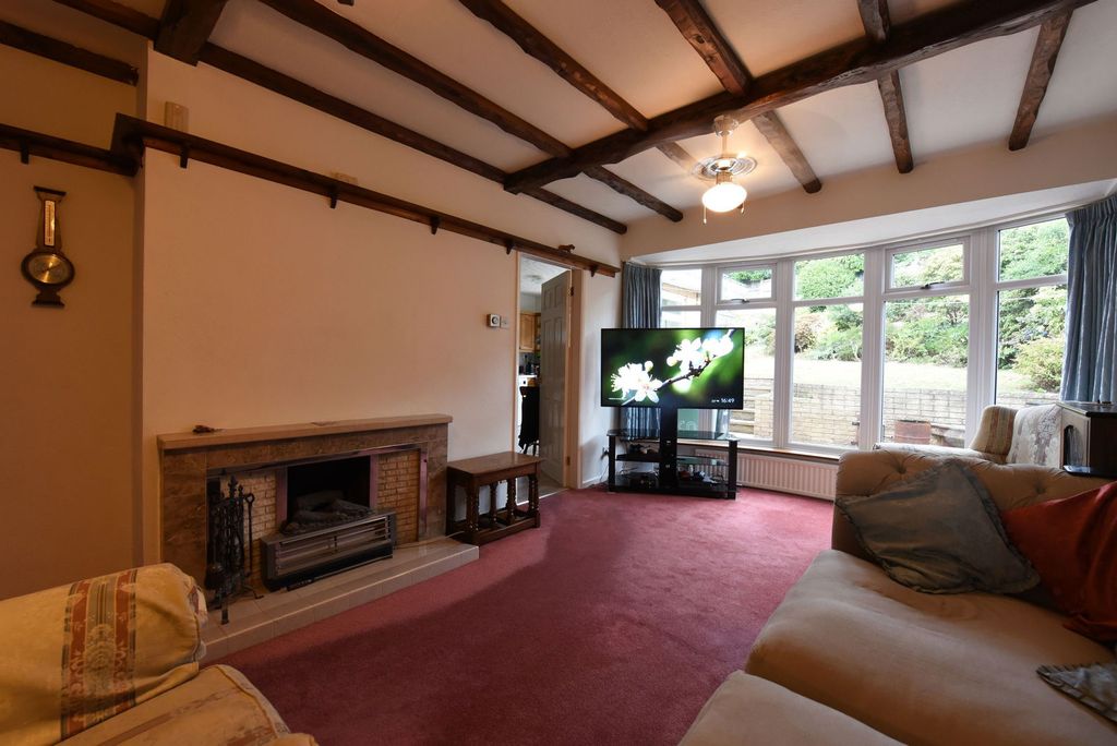 Property photo 3 of 23