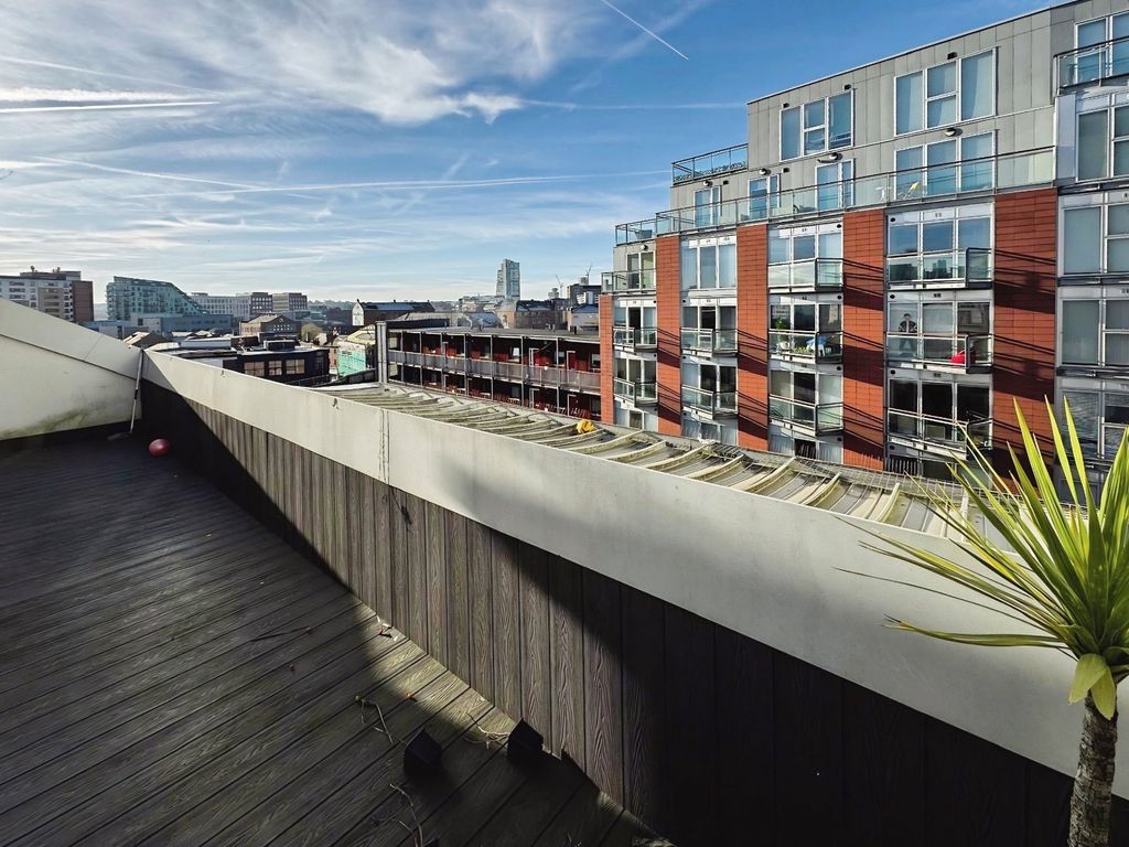 Property photo 3 of 9 Picture No. 31