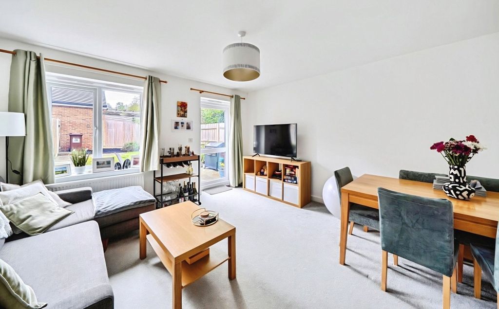 Property photo 2 of 14 Pbox-Img.Jpg