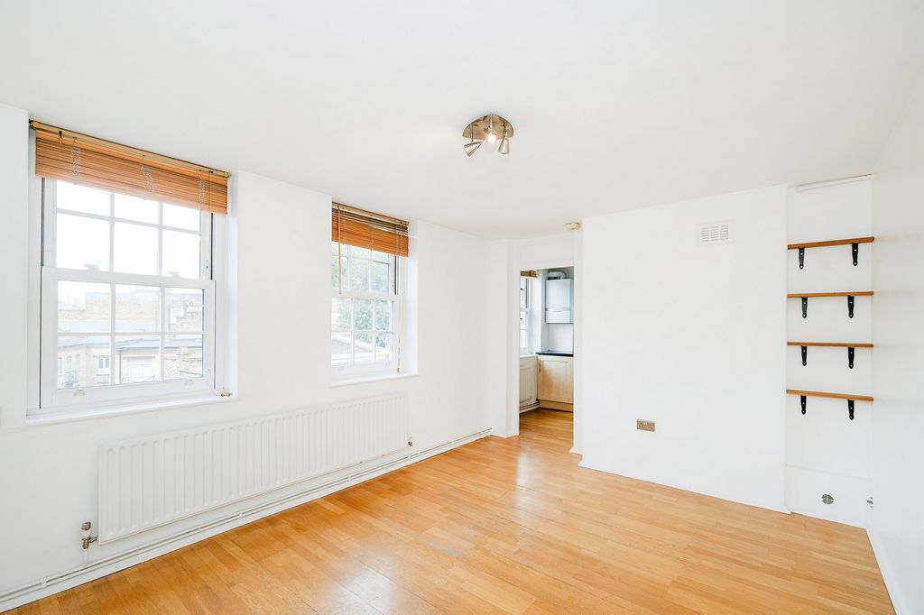 Property photo 3 of 15