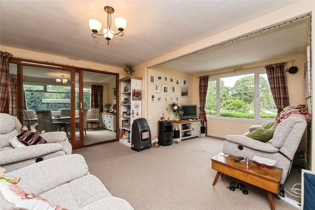 Property photo 2 of 20 Picture No. 08